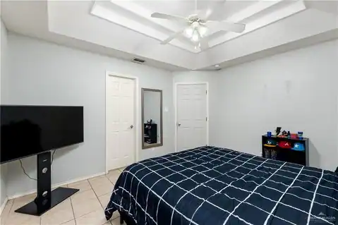 712 W Bronze Drive, Pharr, TX 78577 — photo 8