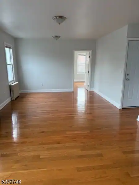 25 Pine St, Verona Twp., NJ 07044 — photo 2
