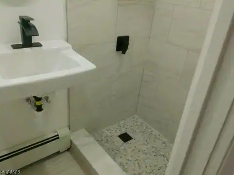 523 Franklin St, Elizabeth City, NJ 07206 — photo 17