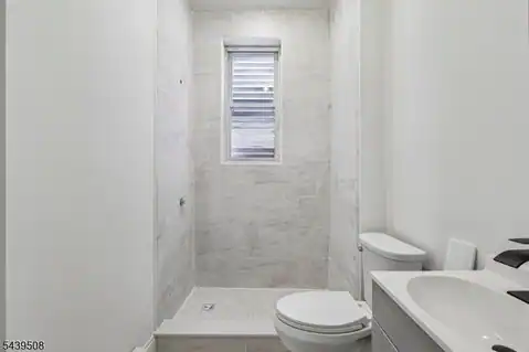523 Franklin St, Elizabeth City, NJ 07206 — photo 25