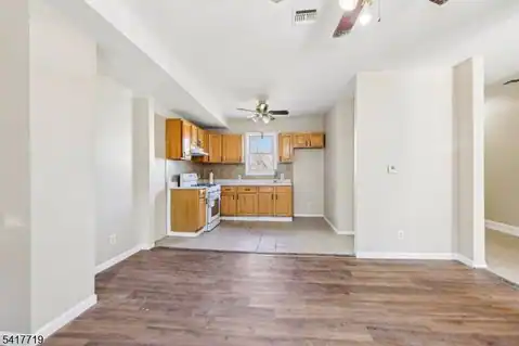 106 E Main St, Paterson City, NJ 07522 — photo 13