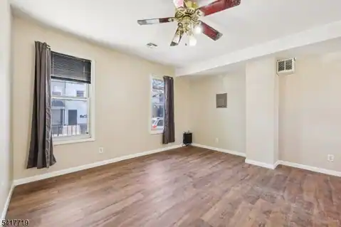 106 E Main St, Paterson City, NJ 07522 — photo 24