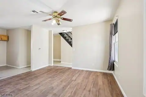 106 E Main St, Paterson City, NJ 07522 — photo 27