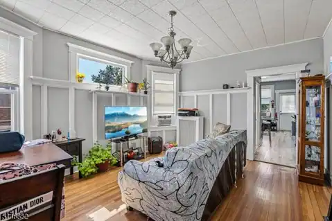 580 Lafayette Ave, Hawthorne Boro, NJ 07506 — photo 11