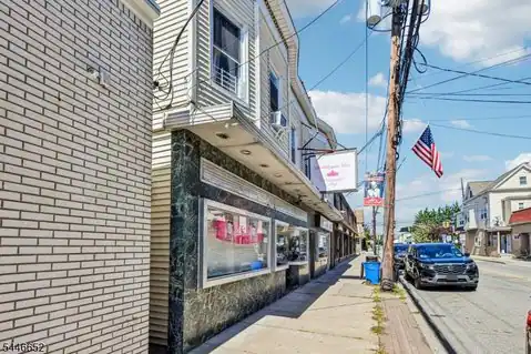 580 Lafayette Ave, Hawthorne Boro, NJ 07506 — photo 2