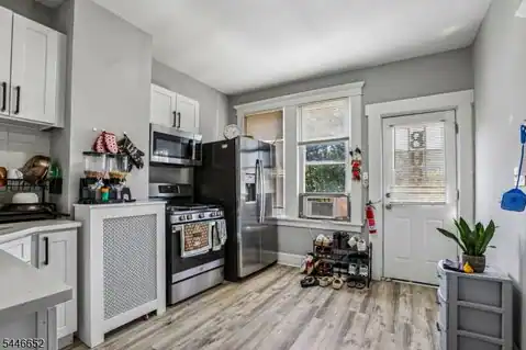 580 Lafayette Ave, Hawthorne Boro, NJ 07506 — photo 8