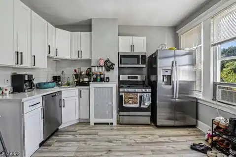 580 Lafayette Ave, Hawthorne Boro, NJ 07506 — photo 9
