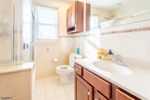 10 Marshall St, West Caldwell Twp., NJ 07006 — photo 17