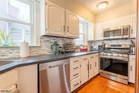 10 Marshall St, West Caldwell Twp., NJ 07006 — photo 9