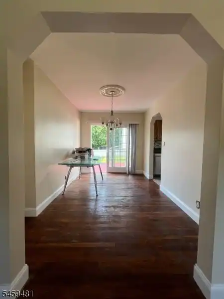 251 Chamberlain Ave, Paterson City, NJ 07502 — photo 4
