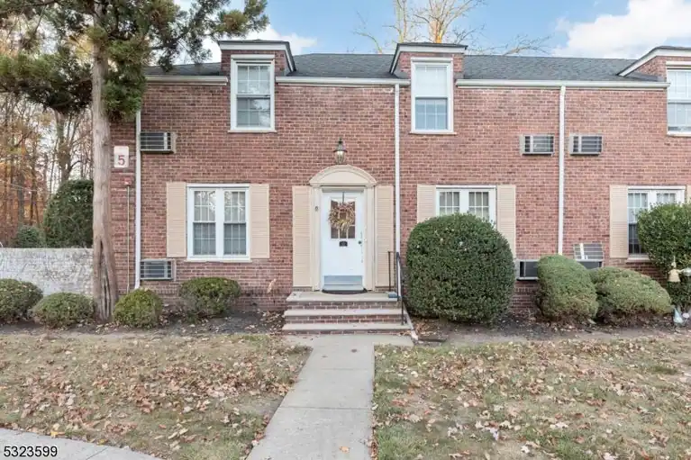 12 B Parkway Village, Cranford Twp., NJ 07016