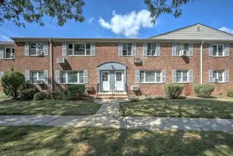 14 Wedgewood Dr, Verona Twp., NJ 07044 — photo 11