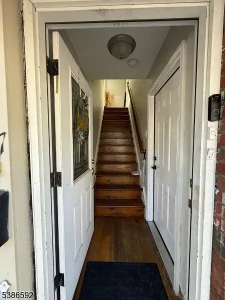 105 Norwood St, Newark City, NJ 07106 — photo 2