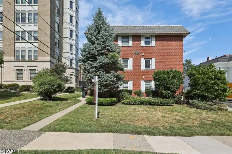 53 Union St, Montclair Twp., NJ 07042