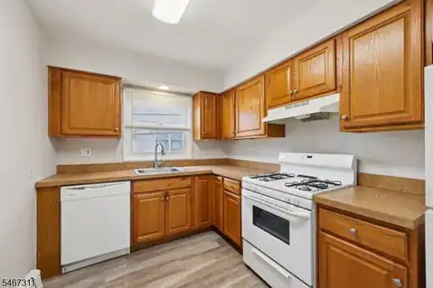 53 Union St, Montclair Twp., NJ 07042 — photo 2