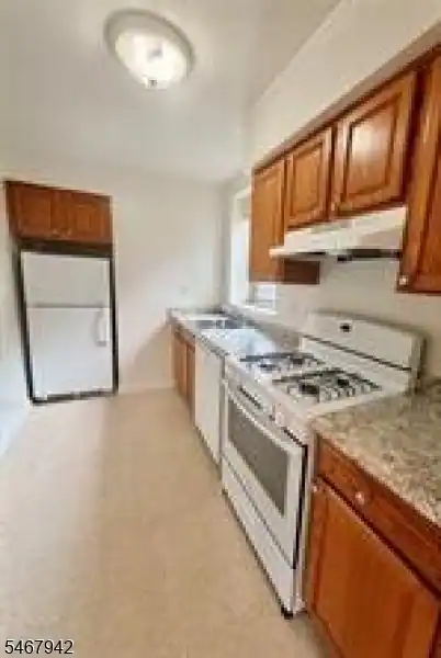 88 Clinton Pl, Hackensack City, NJ 07601 — photo 3