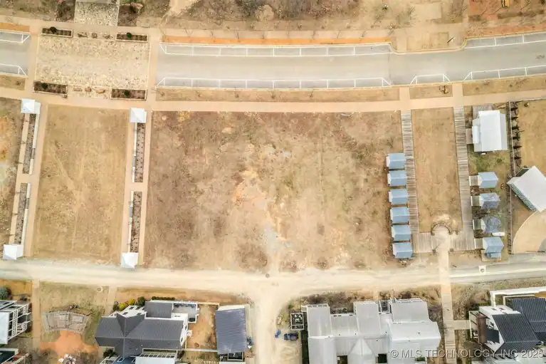 45 Water Street, Carlton Landing, OK 74432