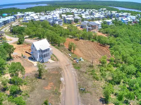 129 Lower Greenway, Carlton Landing, OK 74432 — photo 12