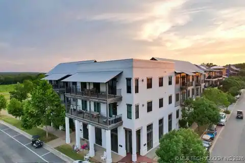29 Water Street #8, Carlton Landing, OK 74432 — photo 2