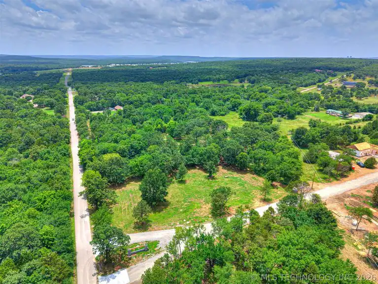 17 Emberlyn Lane, Eufaula, OK 74432