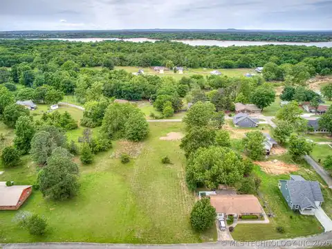 1749 Rockford, Eufaula, OK 74432 — photo 21