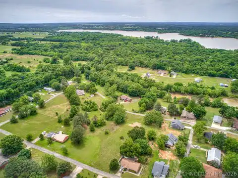 1749 Rockford, Eufaula, OK 74432 — photo 30