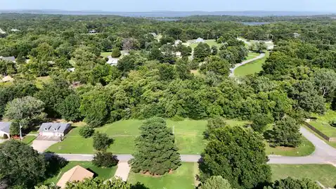 1730 E McGill, Eufaula, OK 74432 — photo 7