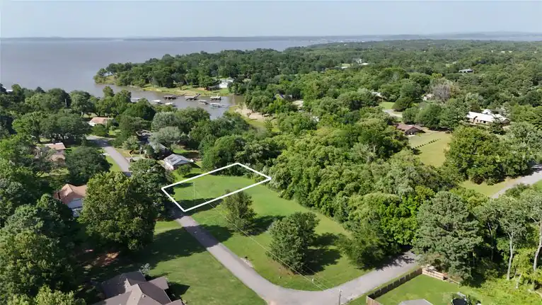 1740 E McGill, Eufaula, OK 74432