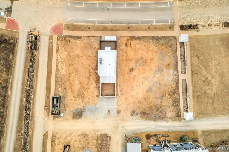 61 Water Street, Carlton Landing, OK 74432