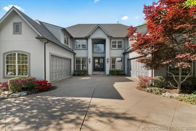 6902 E 115th Street S, Bixby, OK 74008