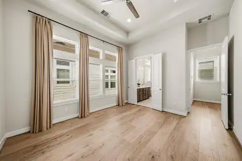 728 Carriage Knolls Drive, Houston, TX 77008 — photo 22
