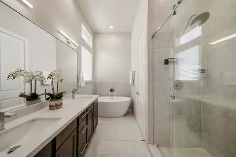 728 Carriage Knolls Drive, Houston, TX 77008 — photo 24