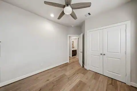 728 Carriage Knolls Drive, Houston, TX 77008 — photo 31