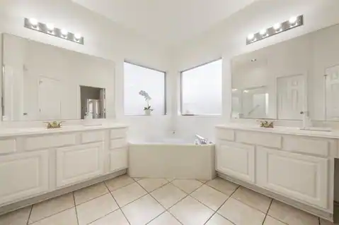 9211 Memorial Hills Drive, Spring, TX 77379 — photo 11