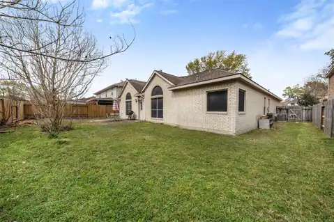 9211 Memorial Hills Drive, Spring, TX 77379 — photo 26