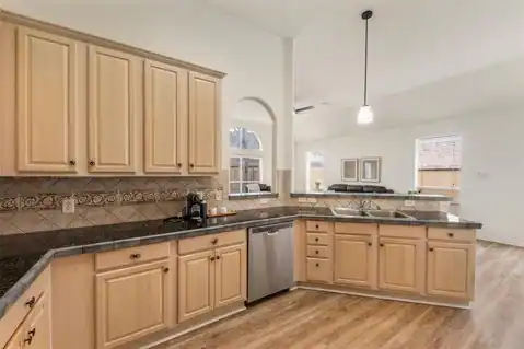 9211 Memorial Hills Drive, Spring, TX 77379 — photo 7