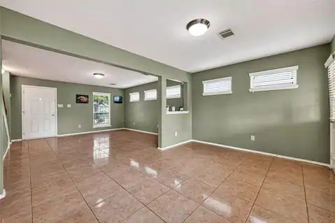 11030 Knobbley Oak Ct, Cypress, TX 77065 — photo 10