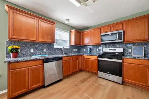 11030 Knobbley Oak Ct, Cypress, TX 77065 — photo 18