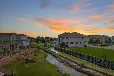4444 Shady Lake Drive, Seabrook, TX 77586 — photo 25