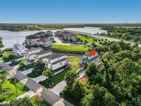 4444 Shady Lake Drive, Seabrook, TX 77586 — photo 48