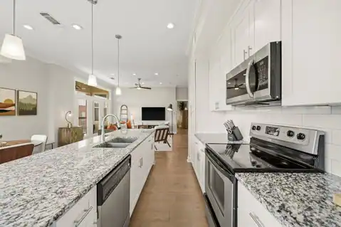 300 St Joseph Parkway #302, Houston, TX 77002 — photo 17