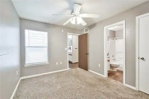 529 Southwest Parkway Parkway #203, College Station, TX 77840 — photo 20