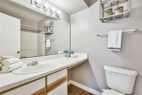 529 Southwest Parkway Parkway #203, College Station, TX 77840 — photo 29