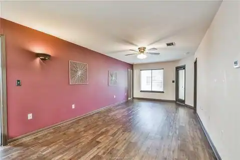 529 Southwest Parkway Parkway #203, College Station, TX 77840 — photo 5