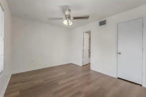 527 Southwest Parkway #303, College Station, TX 77840 — photo 37
