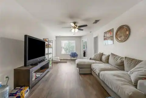 527 Southwest Parkway #303, College Station, TX 77840 — photo 31