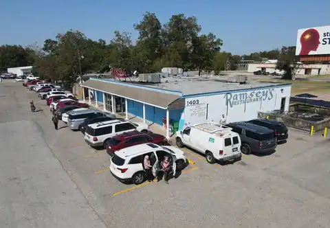 1403 N Navarro Street, Victoria, TX 77901 — photo 7