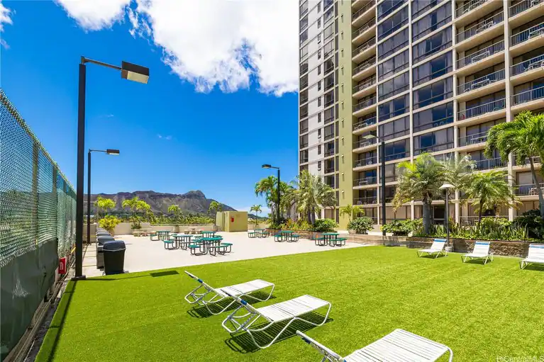 229 PAOAKALANI Avenue #603 (NUC), Honolulu, HI 96815