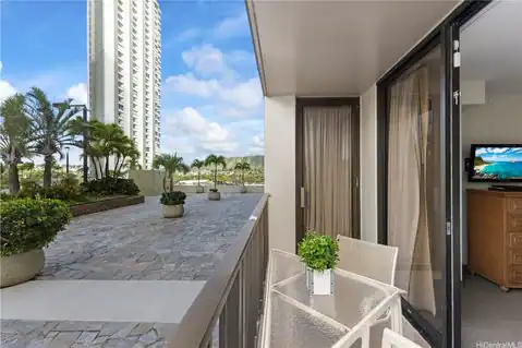 229 PAOAKALANI Avenue #603 (NUC), Honolulu, HI 96815 — photo 20