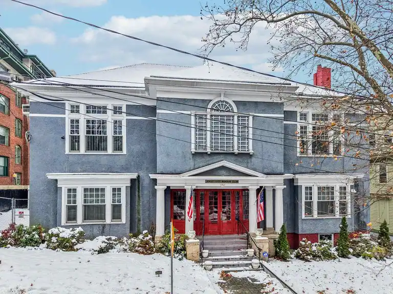 375 FAIRMOUNT AVE, JC, West Bergen, NJ 07603